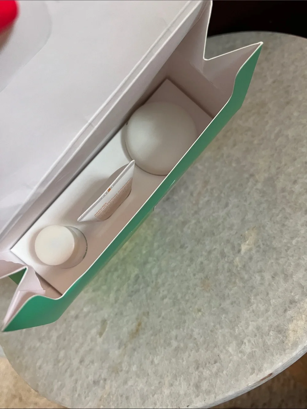 NWT! Innisfree Green Tea Seed Hydrating Cream & Serum Set — Green